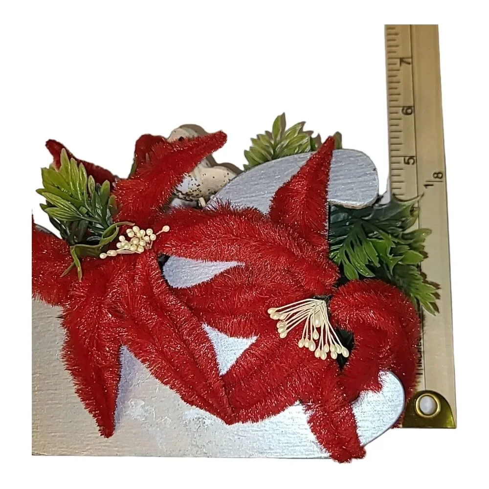 Vintage Kitsch Handmade Christmas Flower Arrangement Centerpiece 8